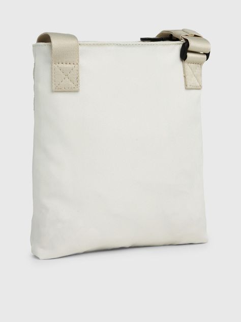 Bolso Bandolera Sport Essentials Blanco Calvin Klein-1