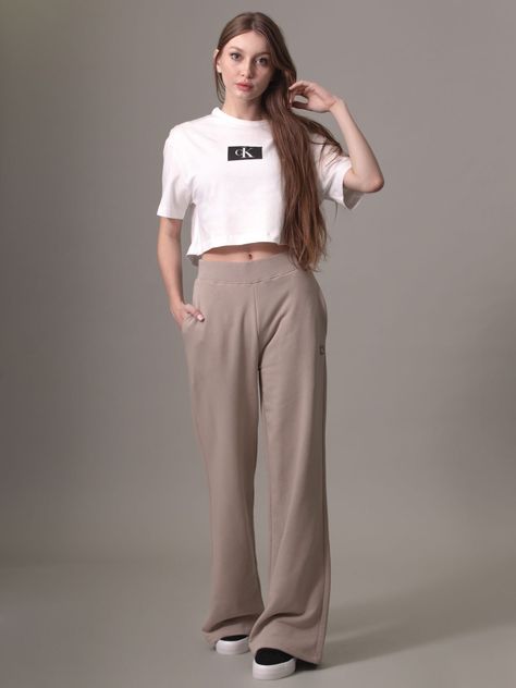 Jogger Ck Embro Badge Rosado Calvin Klein-1