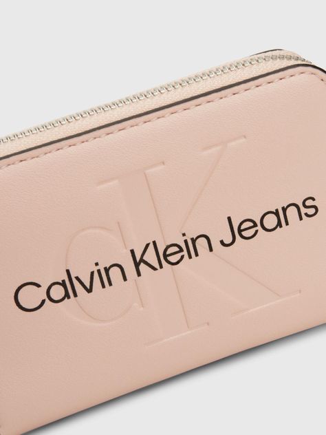 Billetera Sculpted Mono Rosado Calvin Klein-3