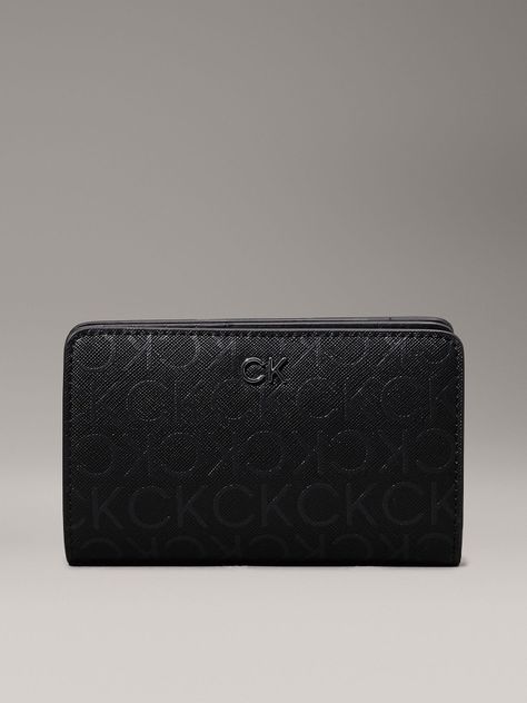 Billetera CK Daily Bifold Mono Negro Calvin Klein-0
