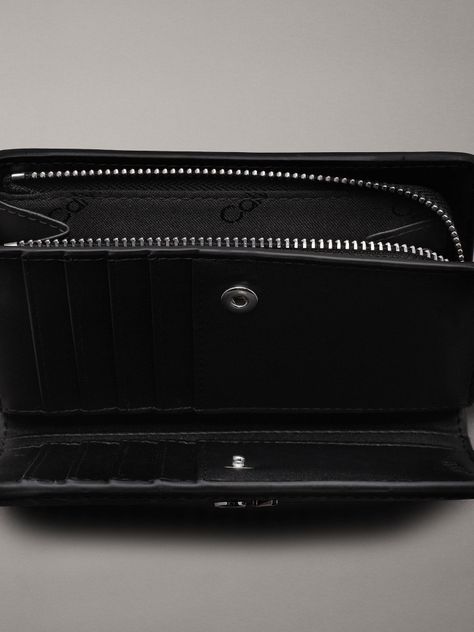 Billetera CK Daily Bifold Mono Negro Calvin Klein-2