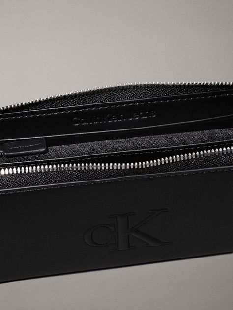 Billetera Sculpted Deboss Negro Calvin Klein-2