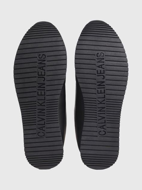 Zapatilla de Cuero Retro Runner Low Negro Calvin Klein-3
