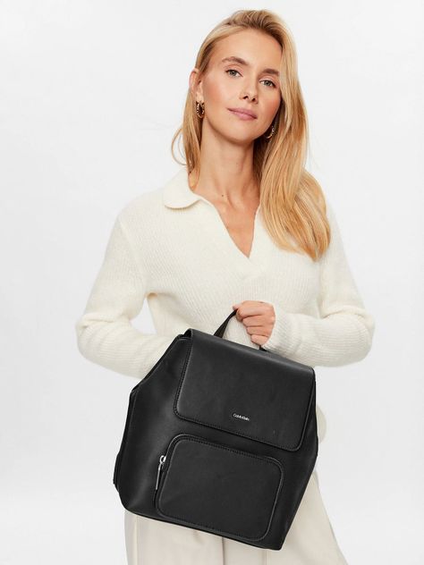 Mochila EU Must Campus Negro Calvin Klein-4