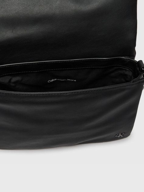 Cartera Micro Mono Negro Calvin Klein-2