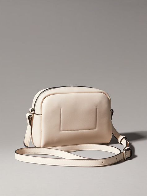 Bandolera Sculpted Beige Calvin Klein-1