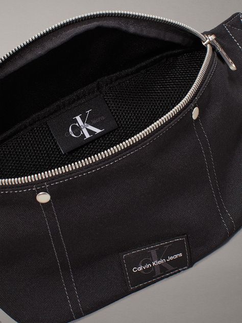 Banano Sport Essentials BEH Negro Calvin Klein-2