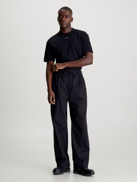 Polera Nano Logo Interlock Negro Calvin Klein-1
