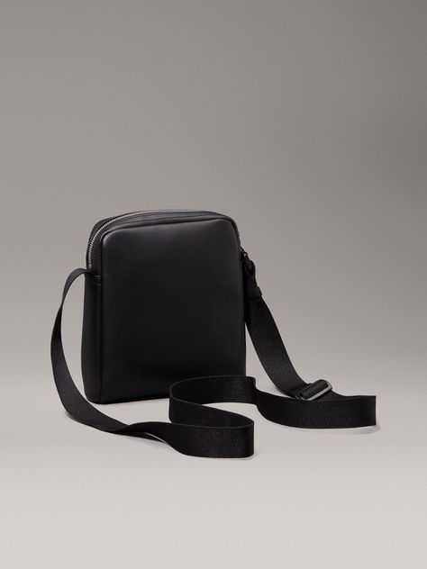 Bolso Reporter Aop Reporter Negro Calvin Klein-4