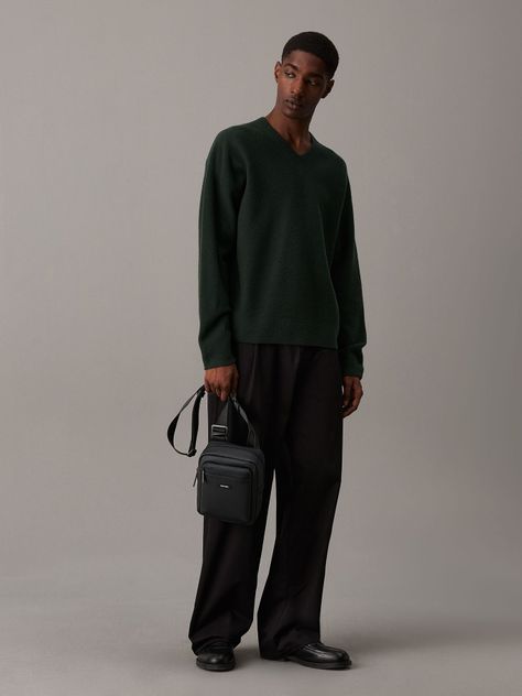 Bolso Reporter CK Essential Conv Negro Calvin Klein-1