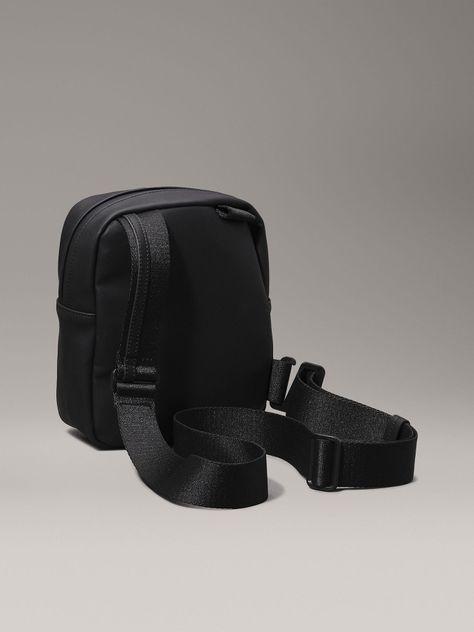 Bolso Reporter CK Essential Conv Negro Calvin Klein-4