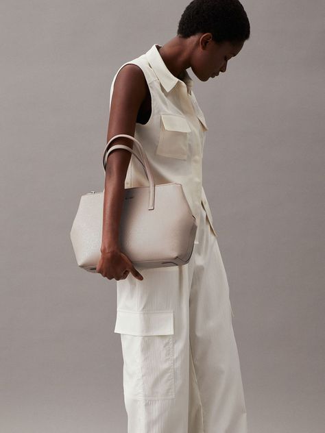 Cartera Tote Ck Must Mono Rosado Calvin Klein-4