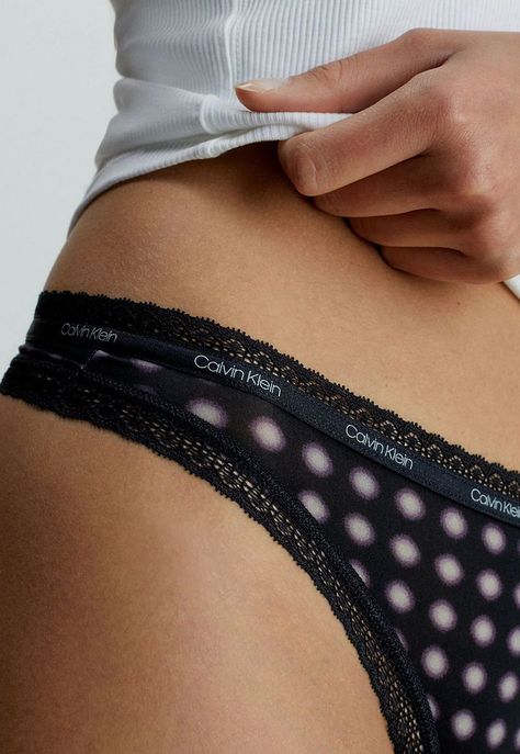 Colaless Form Negro Calvin Klein-4