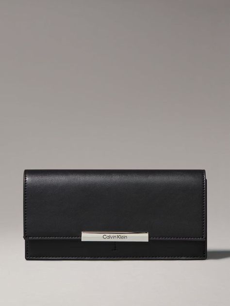 Billetera Linear Large Trifold Slim Negro Calvin Klein-0