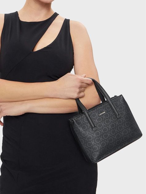 Cartera Tote Ck Must Mini Negro Calvin Klein-4