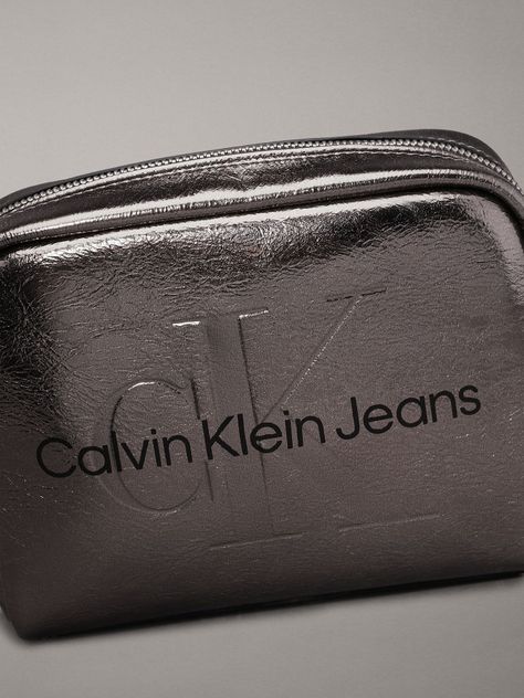 Bandolera Sculpted Tum Gris Calvin Klein-3