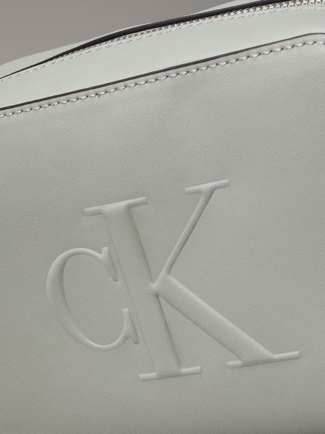 Bandolera Sculpted Deboss Verde Calvin Klein-3