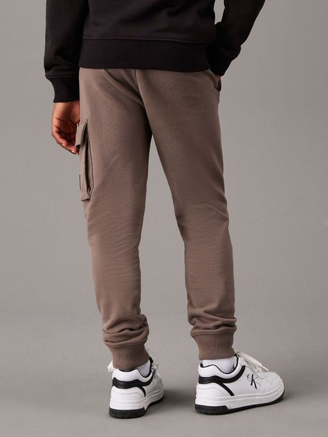 Jogger Niño Badge Relaxed Café Calvin Klein-1