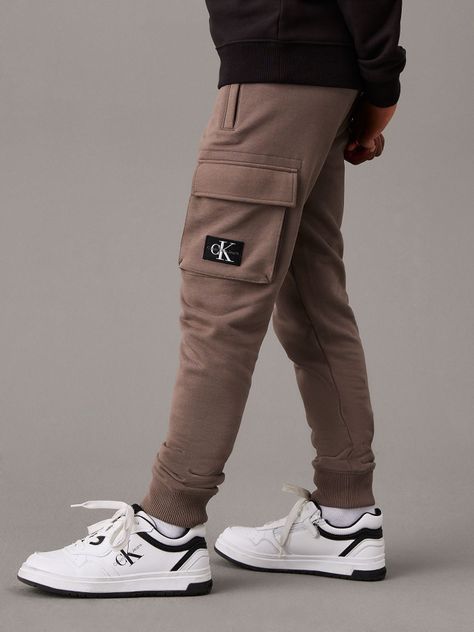 Jogger Niño Badge Relaxed Café Calvin Klein-2