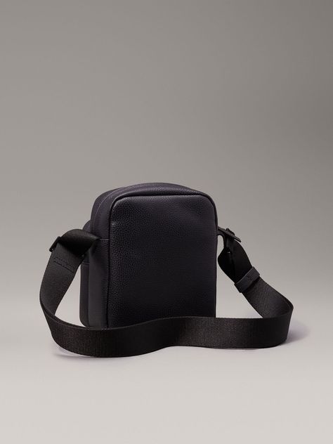 Bolso Reporter CK Must W/PCKt Negro Calvin Klein-4