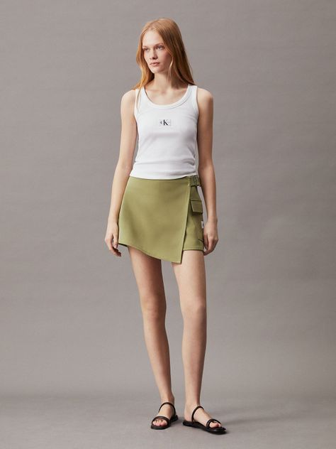 Falda Short Buckle Verde Calvin Klein-1