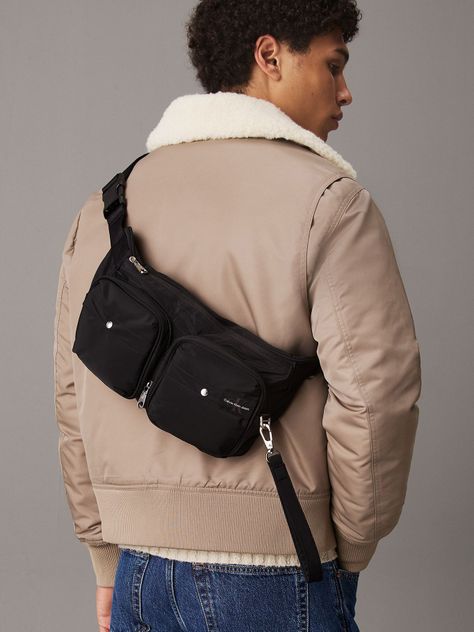 Banano Plegable Messenger Sling30 Negro Calvin Klein-1