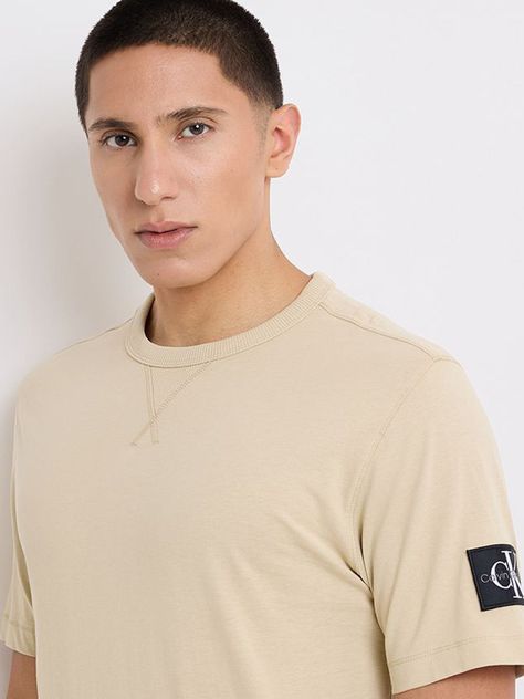 Polera Badge Regular Beige Calvin Klein-3
