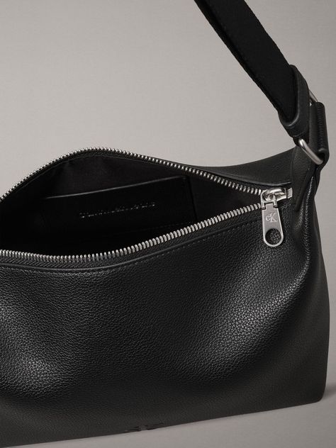 Cartera Over Webbing Negro Calvin Klein-2