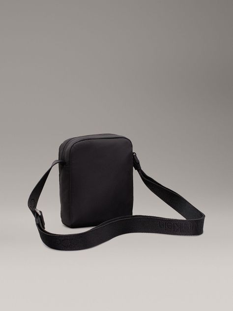 Bolso Reporter Over Webbing Mono Negro Calvin Klein-4