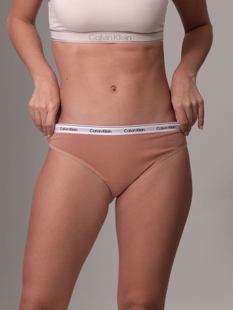 Calzón Brazilian Modern Logo Dorado Calvin Klein-0