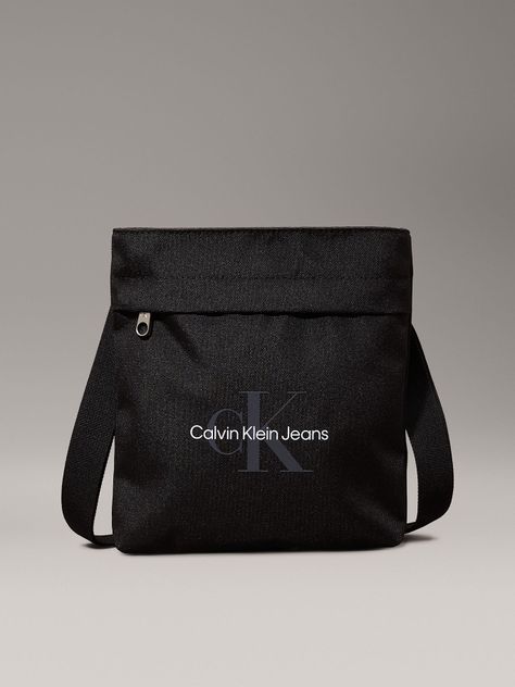 Bolso Reporter Sport Essential Negro Calvin Klein-0