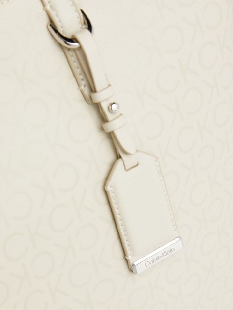 Cartera Shopper Ck Must Epi Mono Beige Calvin Klein-2