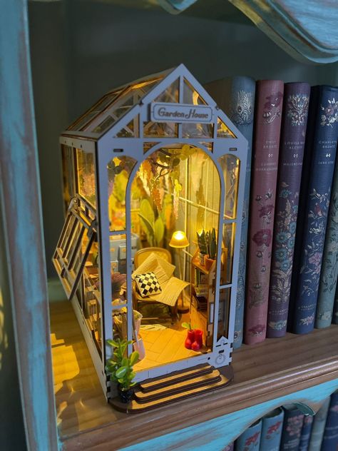 Separador de Libros Puzzle 3D de Madera Garden House - Robotime-5