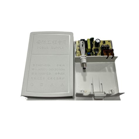 Fuente De Poder 12v 2.5amp Exterior para CCTV y Tiras Led-0