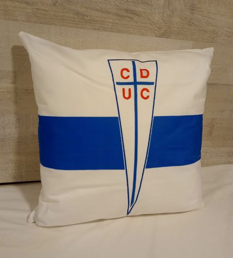 Cojín Felpa 45x45 cm UC Extra Suave Cruzados-1