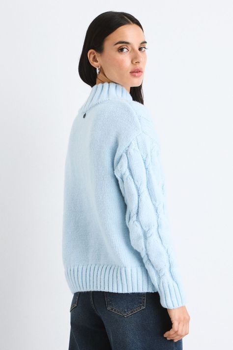 Sweater Liso Celeste 18120125023110-2