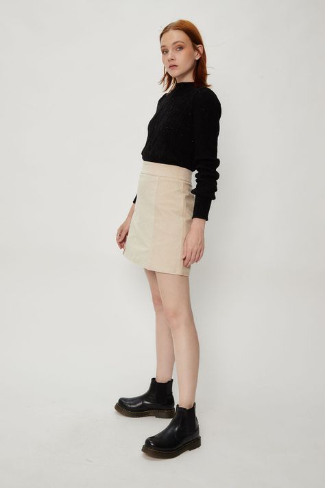 Falda Lisa Beige iO 12020124054106-1