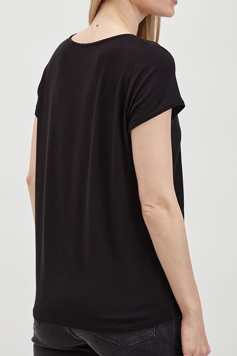 Polera Estampada Negro Ash 14607224050102-3