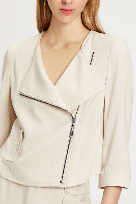Casaca Lisa Beige iO 17520224007106-1