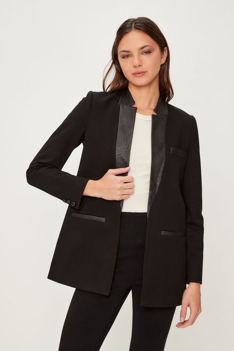 Blazer Liso Negro iO 16020224002102-0