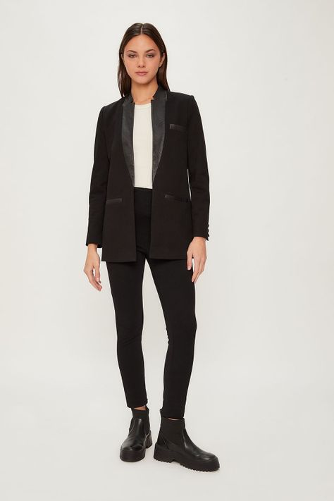 Blazer Liso Negro iO 16020224002102-3