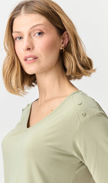 Polera Escote En V Verde Ma Griffe 14202224007107-3