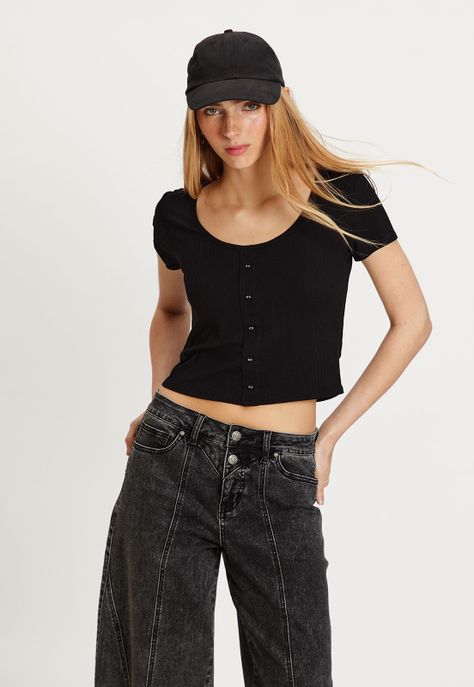 Polera Lisa Negro iO 14220224059102-0