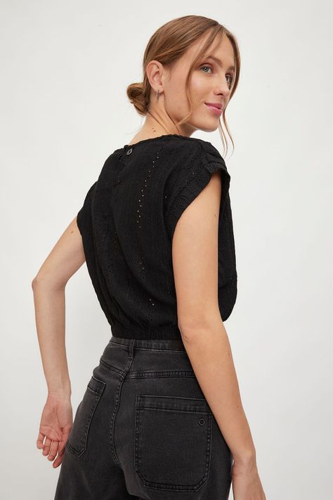 Polera Lisa Negro iO 14220224060102-4