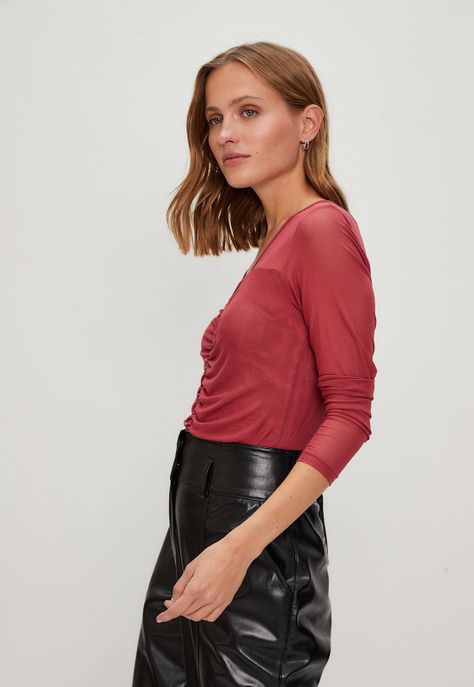 Polera Lisa Lila iO 14220224054211-3
