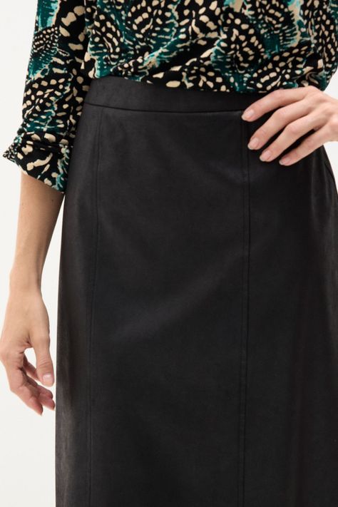 Falda De Suede Negro 12002125052102-2