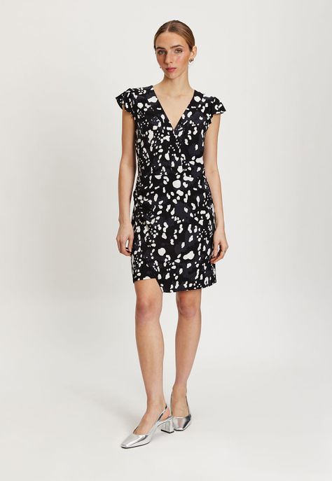 Vestido Fantasia Negro iO 13120224001102-0