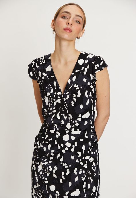 Vestido Fantasia Negro iO 13120224001102-1