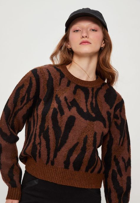 Sweater Fantasia Cafe iO 18720124055129-0