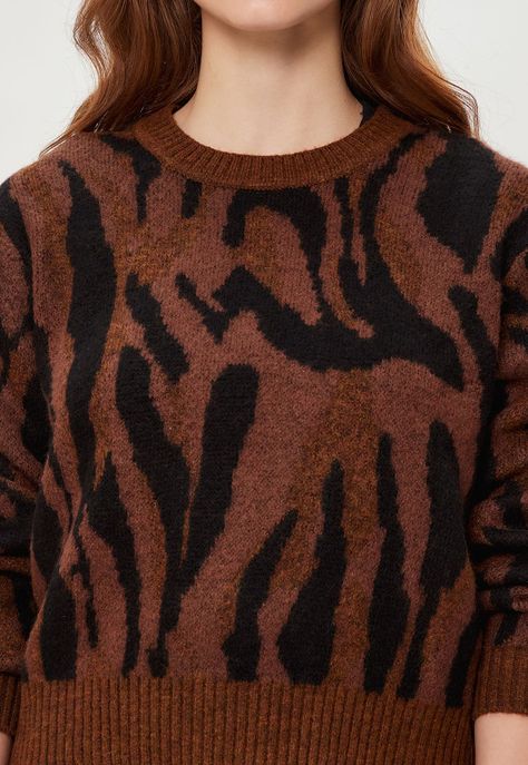 Sweater Fantasia Cafe iO 18720124055129-2